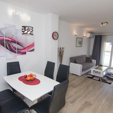 Apartment Neda クルク エクステリア 写真