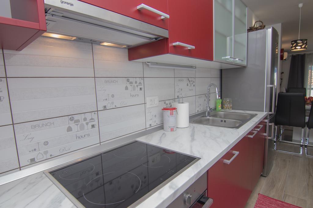 Apartment Neda クルク エクステリア 写真