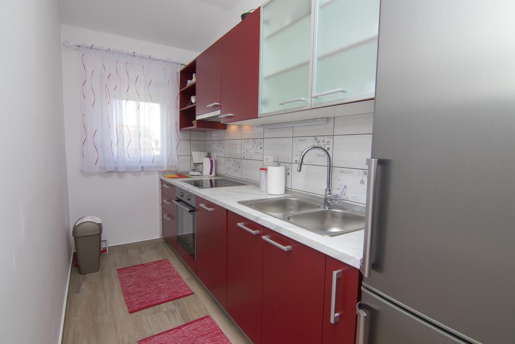 Apartment Neda クルク エクステリア 写真